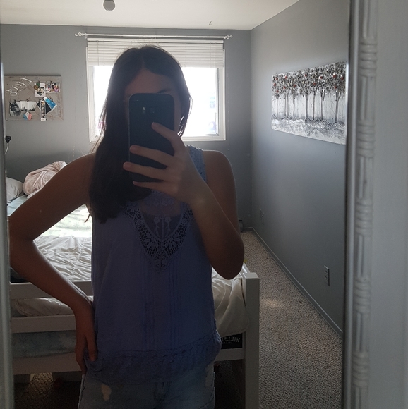 tank top - Picture 3 of 4